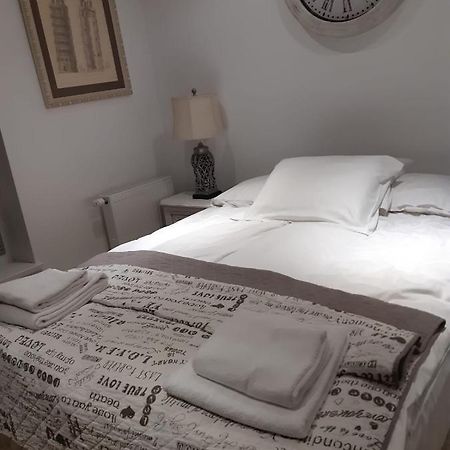Rossalia Apartment 奥古斯图 外观 照片
